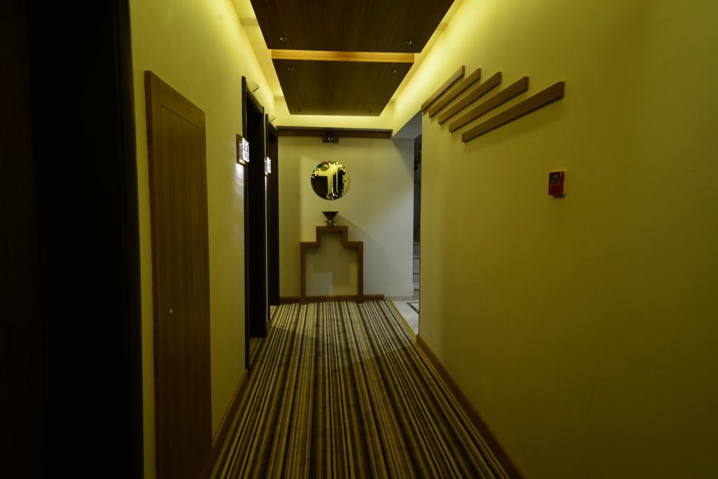 Aksan Hotel Esmirna Exterior foto